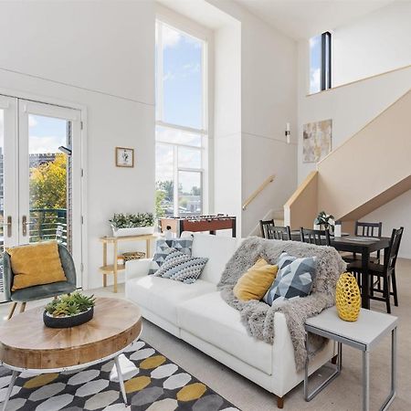 Two Modern Penthouses On Mass By Cozysuites Indianapolis Luaran gambar