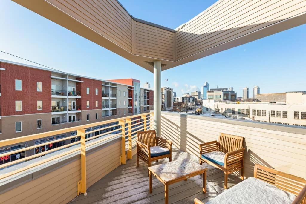 Two Modern Penthouses On Mass By Cozysuites Indianapolis Luaran gambar