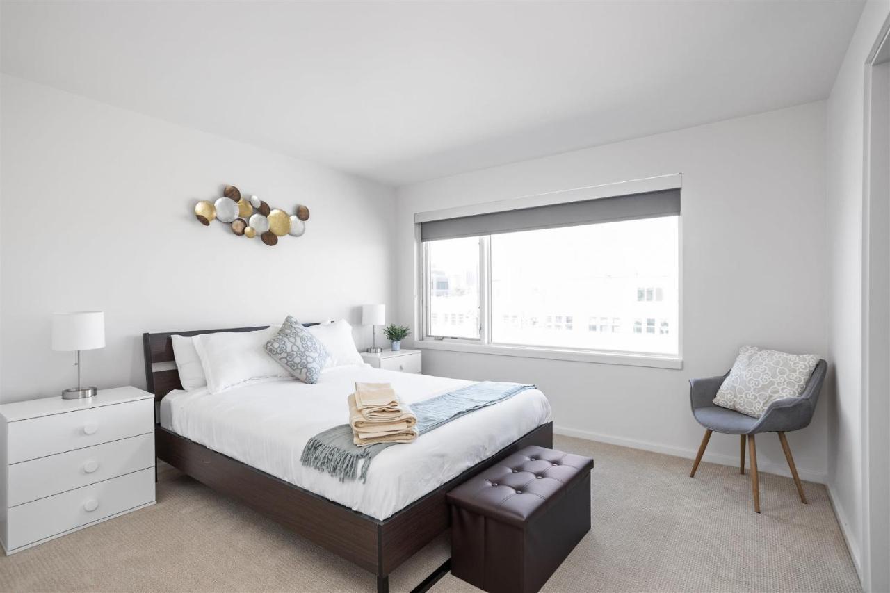 Two Modern Penthouses On Mass By Cozysuites Indianapolis Luaran gambar