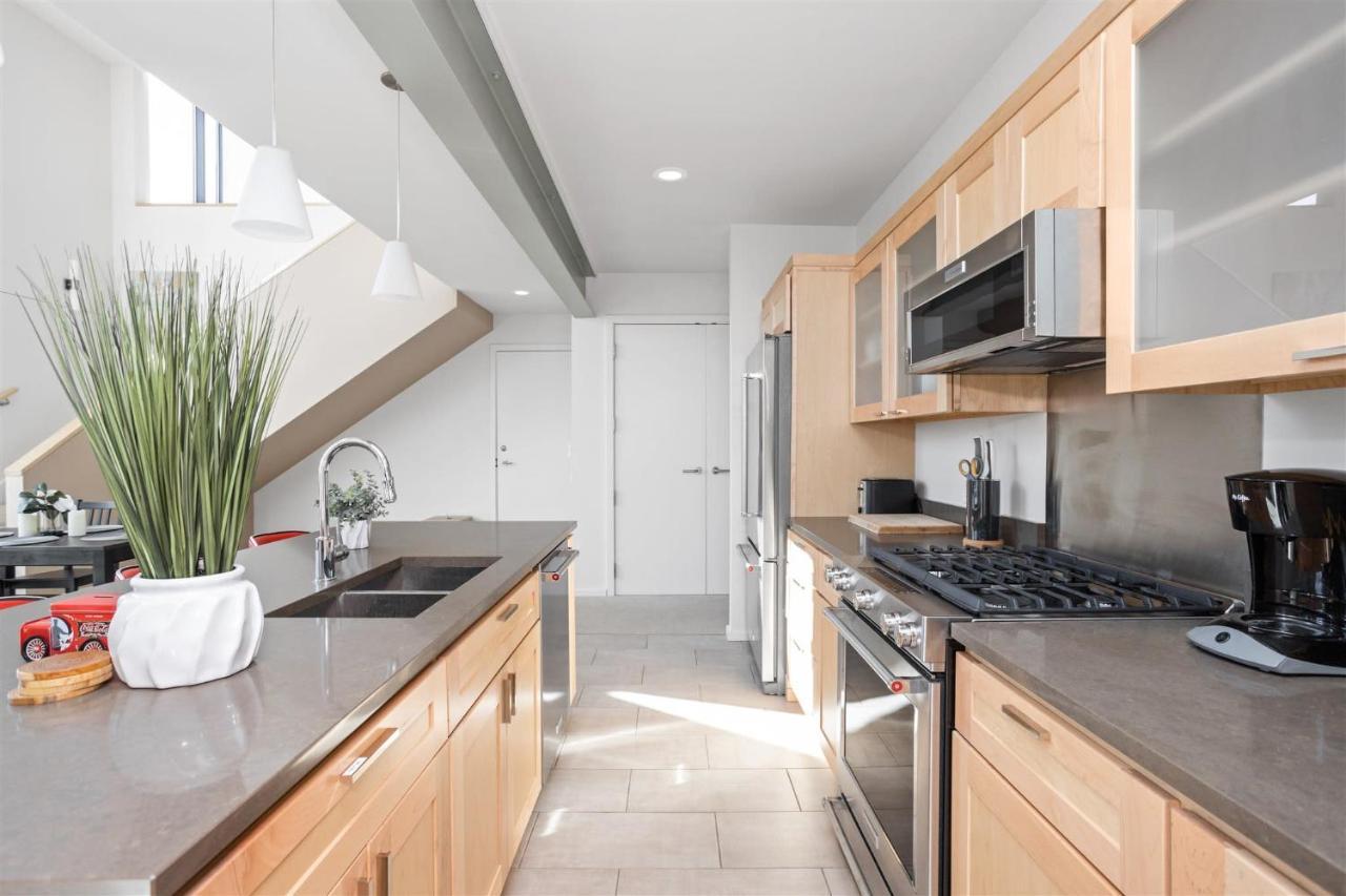 Two Modern Penthouses On Mass By Cozysuites Indianapolis Luaran gambar