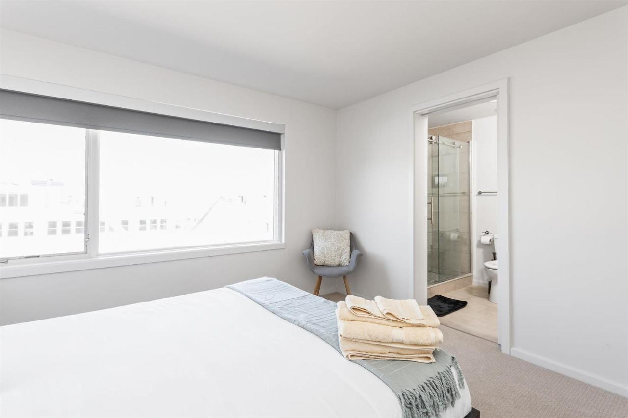 Two Modern Penthouses On Mass By Cozysuites Indianapolis Luaran gambar