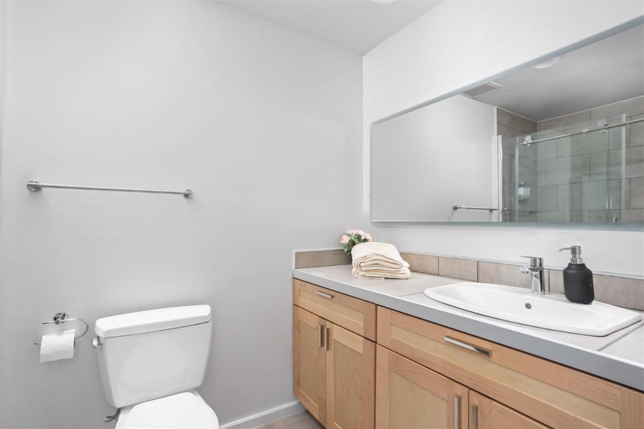Two Modern Penthouses On Mass By Cozysuites Indianapolis Luaran gambar