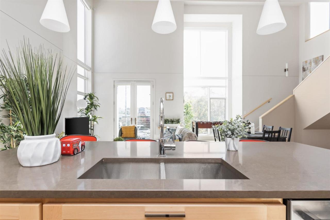 Two Modern Penthouses On Mass By Cozysuites Indianapolis Luaran gambar